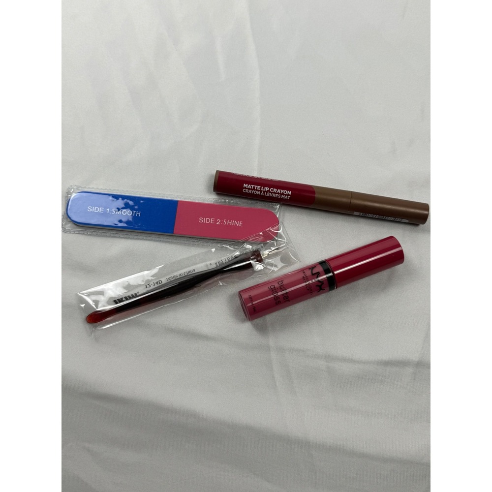 Makeup Bundle NYX Butter Gloss L'Oréal Matte Lip‎ Crayon Nail Buffer Brush Set